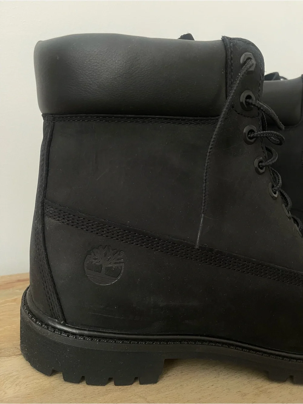 Timberland Men's Black Premium Nubuck Lace-Up Boots